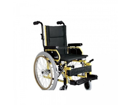 Облегченная педиатрическая детская инвалидная коляска Karma Medical Ergo 752