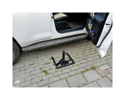 Подъёмник для инвалидов на внедорожник MINIK